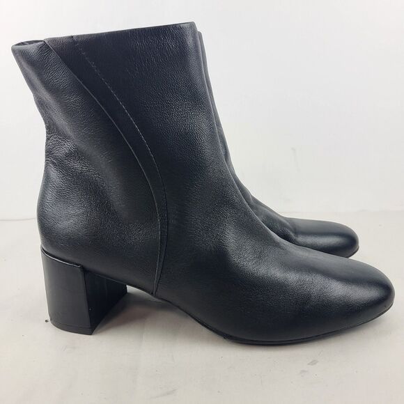 Naturalizer Black Leather River Booties Size 9M - Picture 4 of 15